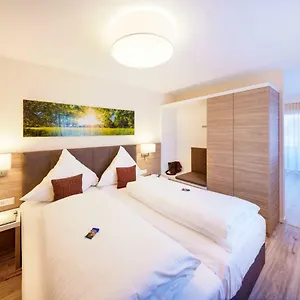 https://hotel-berkheimer-hof.stuttgart-hotel.com